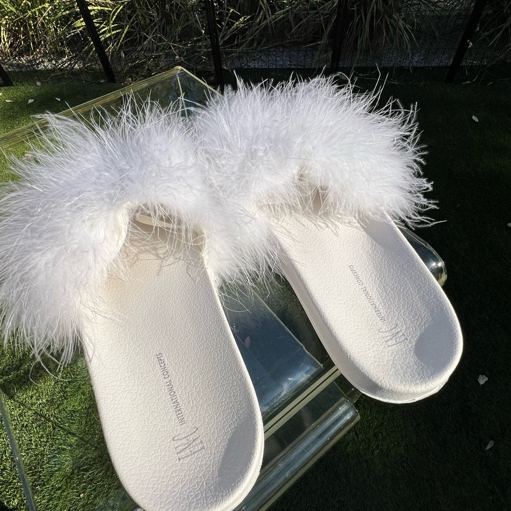 I.N.C Women’s Marabou Fluffy Slide Slippers